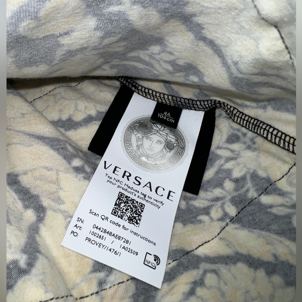 Versace girls dress - Picture 3 of 4